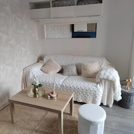 Proche La Defense, Cosy Confort Apartmán Bois-Colombes